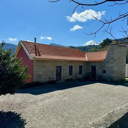 Quinta Trindade ベッド・アンド・ブレックファスト アロウカ