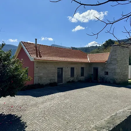 Quinta Trindade ベッド・アンド・ブレックファスト アロウカ