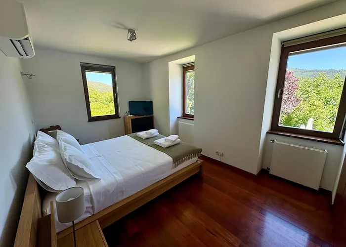 Quinta Trindade Bed & Breakfast *