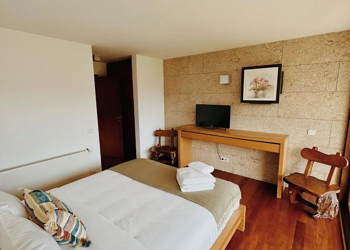 Quinta Trindade Bed & Breakfast Arouca