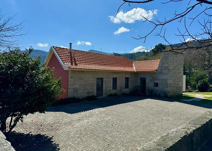 Quinta Trindade Bed & Breakfast Arouca