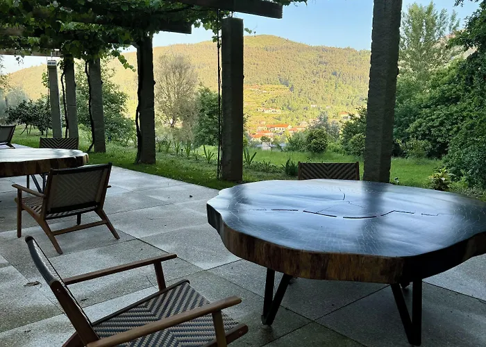 Quinta Trindade Bed & Breakfast Arouca