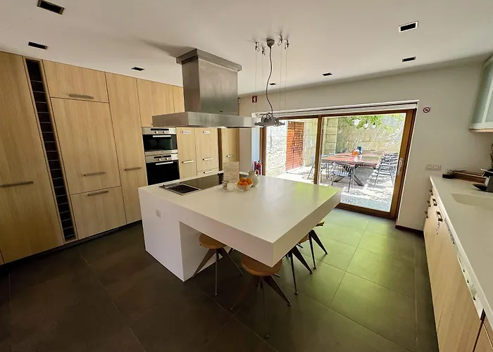 Quinta Trindade * اروكا